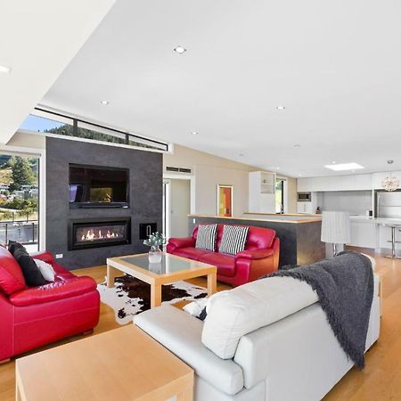 Villa On Saint Marks Queenstown Ngoại thất bức ảnh